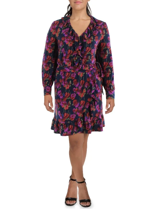 Womens Floral Knee-Length Shift Dress